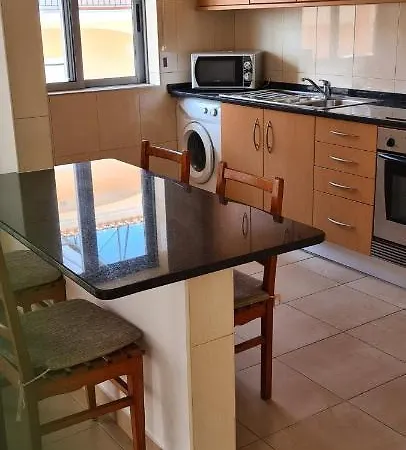 Apartamento T1 *
