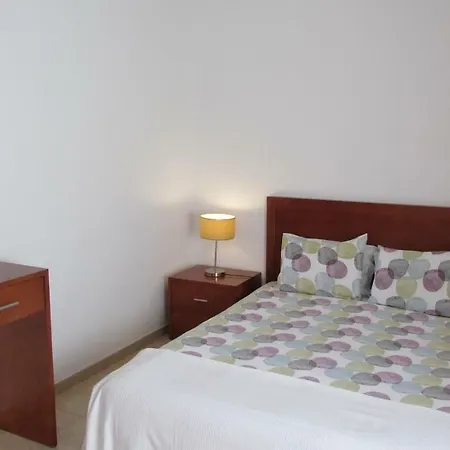 Apartamento T1 *